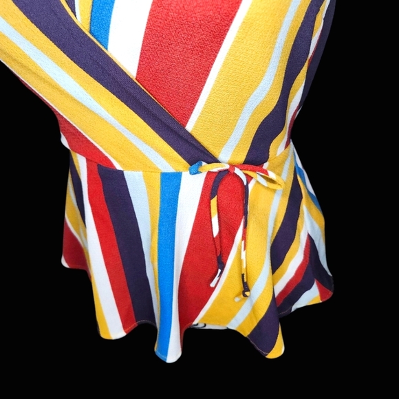 MONTEAU Striped Wrap Top - Small - Picture 3 of 6